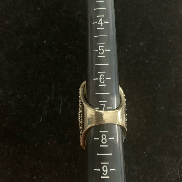 Gold tone and orange ring size 7 - Picture 5 of 5